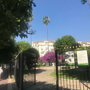  Appartement Roses&ivy, Rue Du Congres